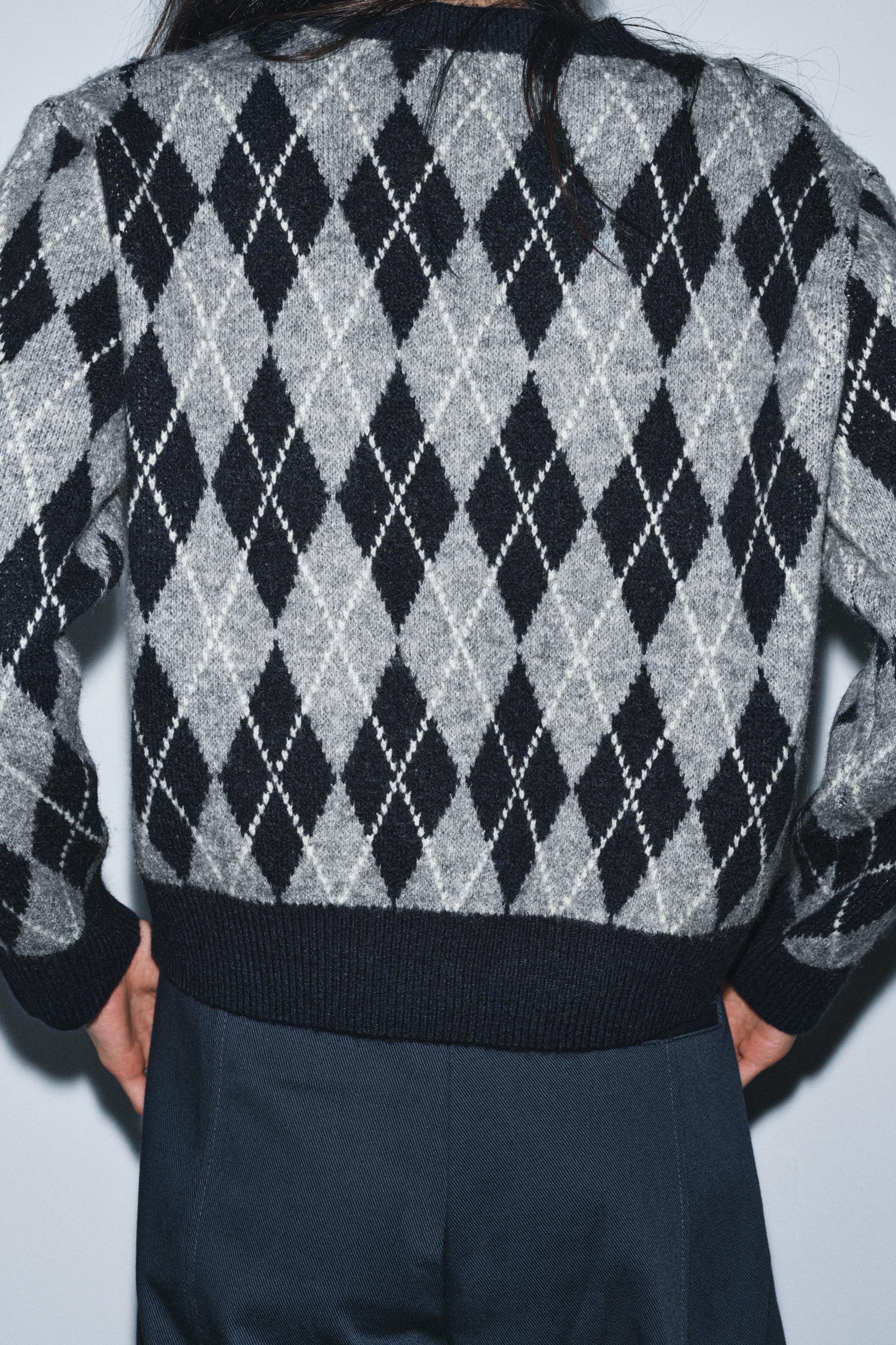 DIAMOND KNIT JUMPER